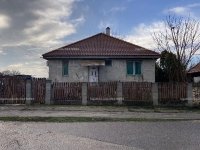 Eladó családi ház, Abában 25 M Ft, 3 szobás