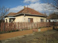 Eladó családi ház