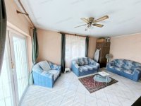 Eladó családi ház, Várpalotán 57 M Ft, 5 szobás