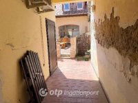 Eladó téglalakás, Pápán 34.9 M Ft, 3+1 szobás