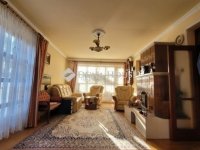 Eladó családi ház, Vecsésen 149.9 M Ft, 5 szobás