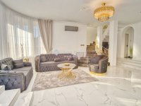 Eladó családi ház, Gyálon 270 M Ft, 7 szobás