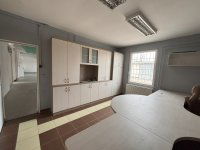 Kiadó ipari ingatlan, Tiszaújvárosban 200 E Ft / hó