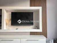 Eladó téglalakás, VI. kerületben 165 M Ft, 2 szobás