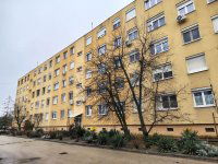 Eladó panellakás, Cegléden 46.9 M Ft, 2+2 szobás