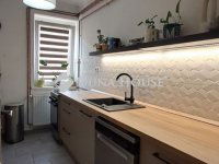 Eladó téglalakás, Pécsett 55.9 M Ft, 2 szobás