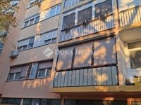 Eladó panellakás, Pécsett 39.9 M Ft, 2 szobás