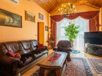 Eladó családi ház, Székesfehérvárott 285 M Ft, 6 szobás