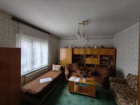 Eladó családi ház, Balatonfüreden 134.9 M Ft, 7 szobás