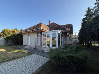 Eladó családi ház, XVII. kerületben 239.9 M Ft, 6 szobás