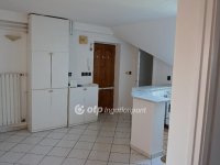 Eladó téglalakás, Gyöngyösön 47.5 M Ft, 3 szobás