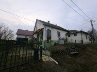 Eladó családi ház