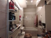 Eladó téglalakás, IV. kerületben 72 M Ft, 2 szobás