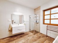 Eladó családi ház, Solymáron 269 M Ft, 7 szobás