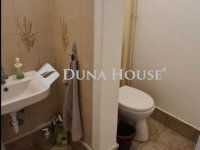 Eladó téglalakás, Székesfehérvárott 94.999 M Ft, 3 szobás