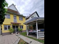 Eladó családi ház, Szigetszentmiklóson 109.9 M Ft, 7 szobás
