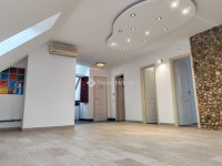 Eladó családi ház, Gödöllőn 134 M Ft, 4+2 szobás