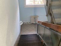 Eladó panellakás, Szegeden 72 M Ft, 3 szobás