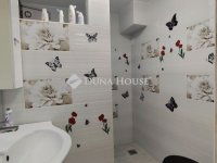 Eladó családi ház, Vecsésen 67 M Ft, 3 szobás