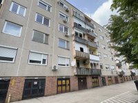 Eladó panellakás, Makón, Hunyadi utcában 34.999 M Ft, 2 szobás