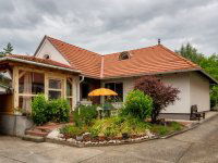 Eladó családi ház, Bakonykútiban 86.9 M Ft, 1+5 szobás
