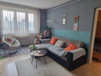 Eladó panellakás, Szegeden 49.99 M Ft, 2+2 szobás