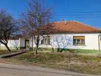 Kiadó családi ház, albérlet, Bácsalmáson 40 E Ft / hó