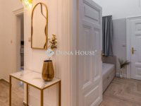 Eladó téglalakás, V. kerületben 159.9 M Ft, 3 szobás