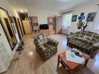 Eladó családi ház, Délegyházán 54.99 M Ft, 3 szobás