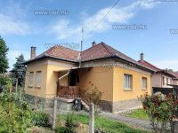 Eladó családi ház, Szentendrén 108 M Ft, 2 szobás