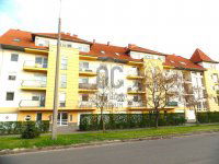 Eladó téglalakás, Kecskeméten, Szent-györgyi Albert utcában
