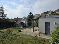 Eladó családi ház, Pécsett 219 M Ft, 5 szobás