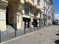 Kiadó üzlethelyiség, Budapesten, V. kerületben, Belgrád rakparton