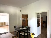 Eladó családi ház, Bólyban 49 M Ft, 8 szobás