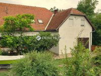 Eladó családi ház, Békésen 35 M Ft, 7 szobás