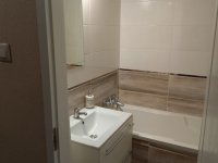 Kiadó panellakás, albérlet, III. kerületben, Hadrianus utcában