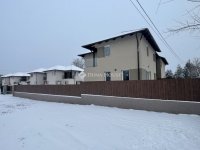 Eladó ikerház, Vecsésen 138 M Ft, 5 szobás