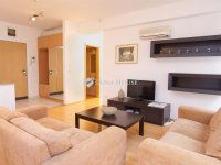 Eladó téglalakás, VI. kerületben, Aradi utcában 145 M Ft