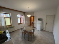 Eladó téglalakás, Pécsett 69.9 M Ft, 2 szobás