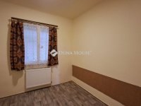 Eladó családi ház, Zalaegerszegen 98 M Ft, 7 szobás