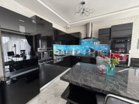 Eladó családi ház, III. kerületben 375 M Ft, 5 szobás