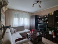 Eladó panellakás, Szegeden 45 M Ft, 2 szobás
