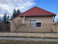 Eladó családi ház, Mecséren 30.9 M Ft, 1 szobás