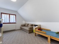 Eladó családi ház, XVIII. kerületben 164.99 M Ft, 5 szobás