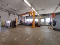 Kiadó ipari ingatlan, Komáromban 2000 E Ft / hó