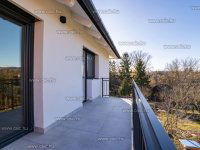 Eladó családi ház, Szentendrén 215 M Ft, 5 szobás