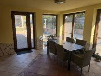 Eladó családi ház, Pécsett 129.9 M Ft, 5 szobás