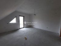 Eladó ikerház, X. kerületben 90 M Ft, 5 szobás