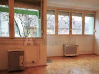 Eladó téglalakás, Szegeden 54.9 M Ft, 1+1 szobás