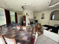 Eladó családi ház, XV. kerületben 200 M Ft, 7 szobás